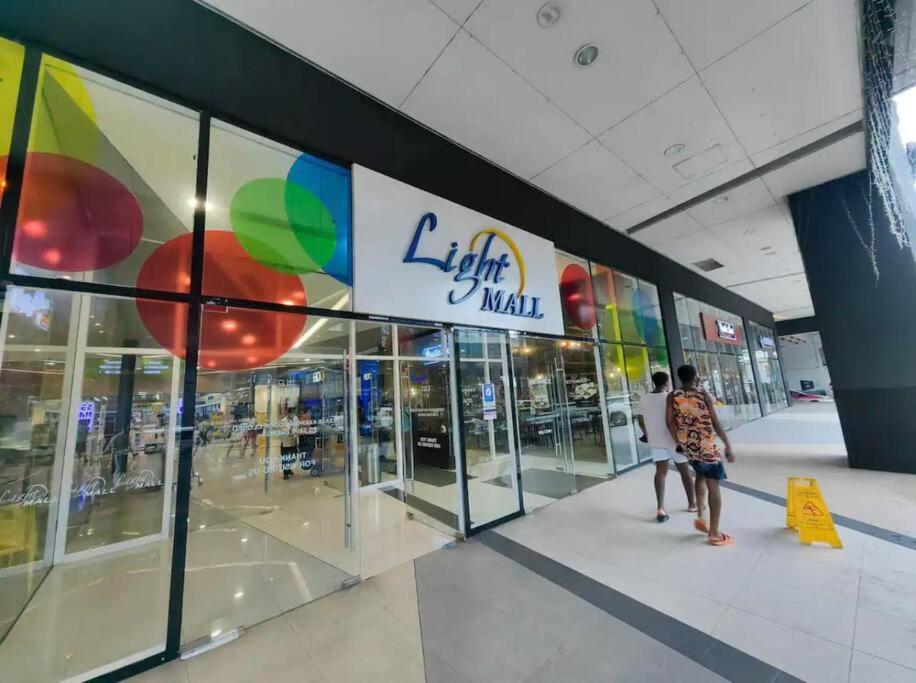 Luxe & Cozy 1br Apt With Netflix/pool/mall/cinema * Manila