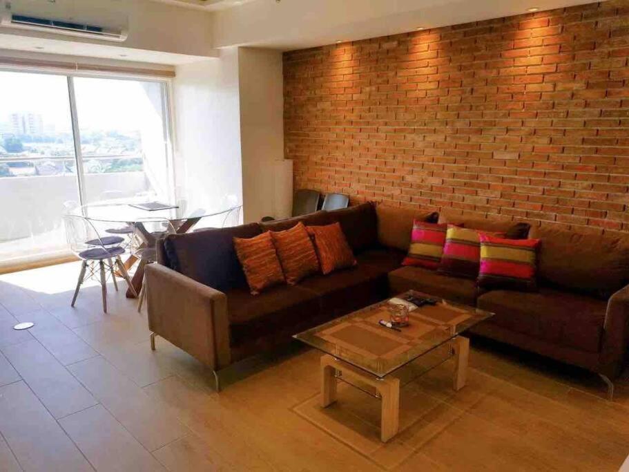 Cozy60sqm 1br Balcony/prking/wifi/ntflix Near Mall *