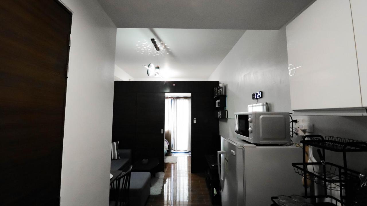 Smart Cozy Air Residences Makati * Manila