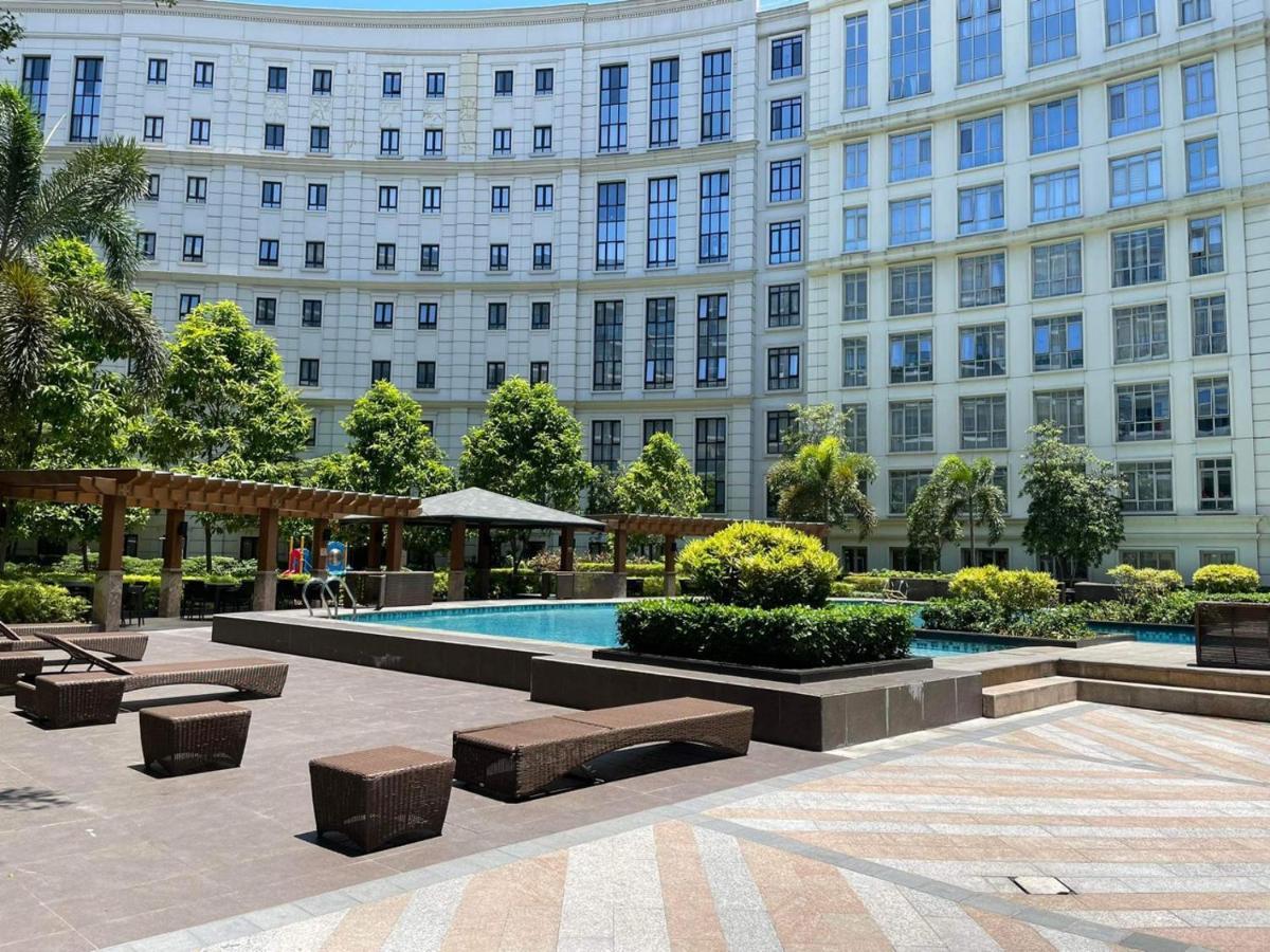 Building 81 Newport Boulevard Apartamento Manila