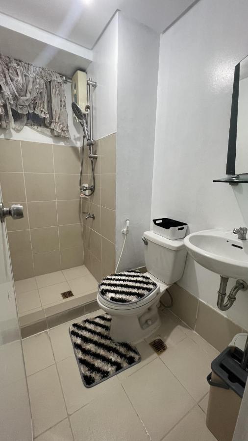 Convenient 2-bedroom Unit In The Metro * Manila