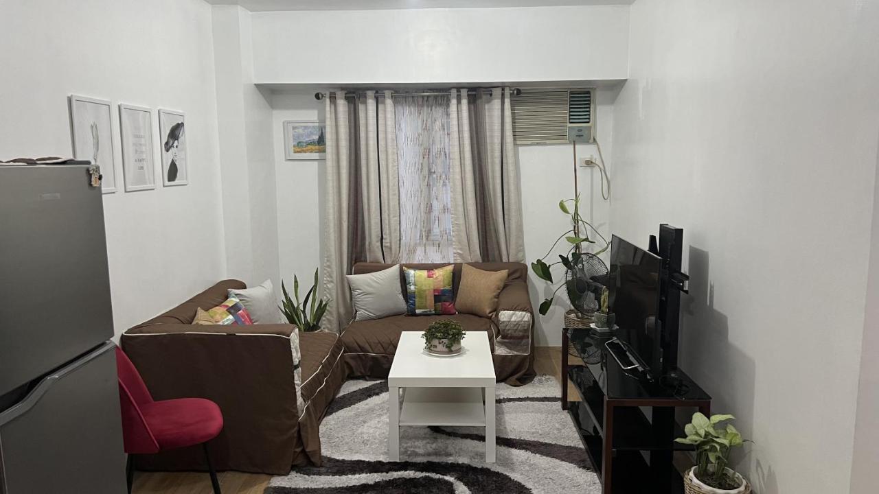 Convenient 2-bedroom Unit In The Metro Manila