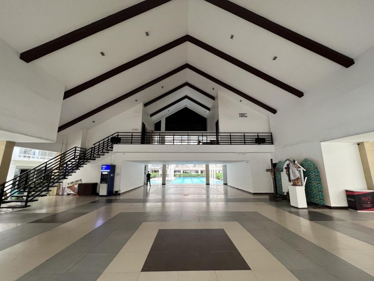 Aparthotel Convenient 2-bedroom Unit In The Metro Manila