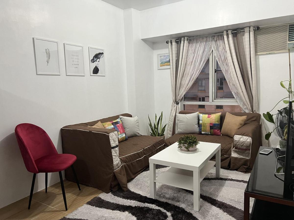 Convenient 2-bedroom Unit In The Metro Aparthotel Manila