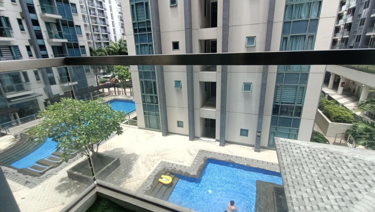 Hilander's Condotel Near Terminal 3 Airport Manila