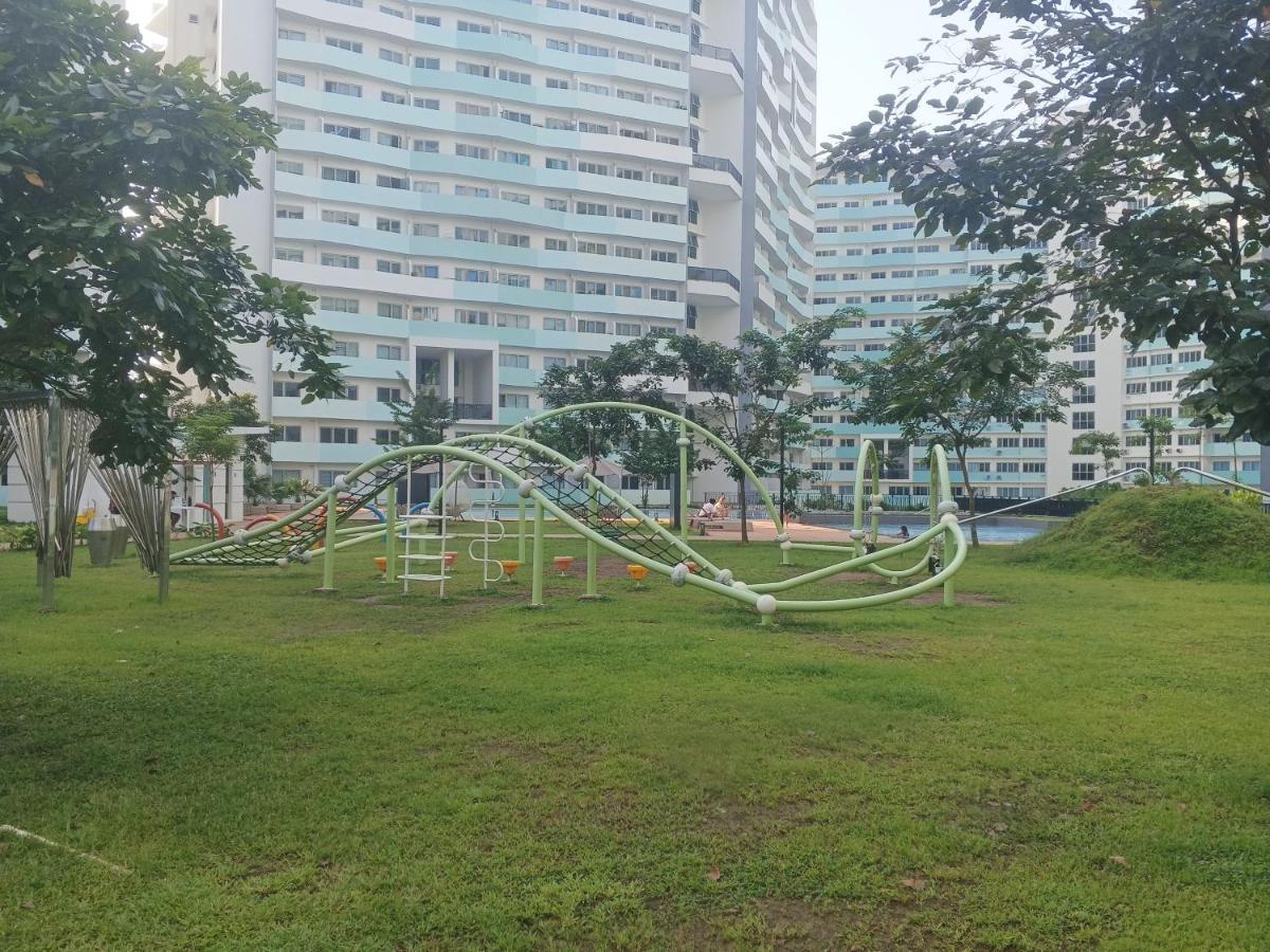 Staycation At The Residences At Commonwealth