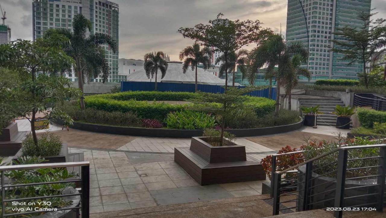 Sonson At Manhattan Plaza Tower 1, Araneta, Cubao, Quezon Apartment Manila