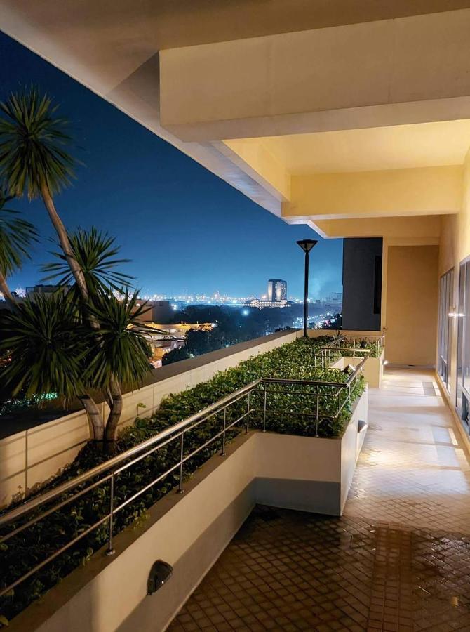 Comfy Grand Riviera Suite, Roxas Blvd Ermita Infront Of Us Embassy Aparthotel Manila