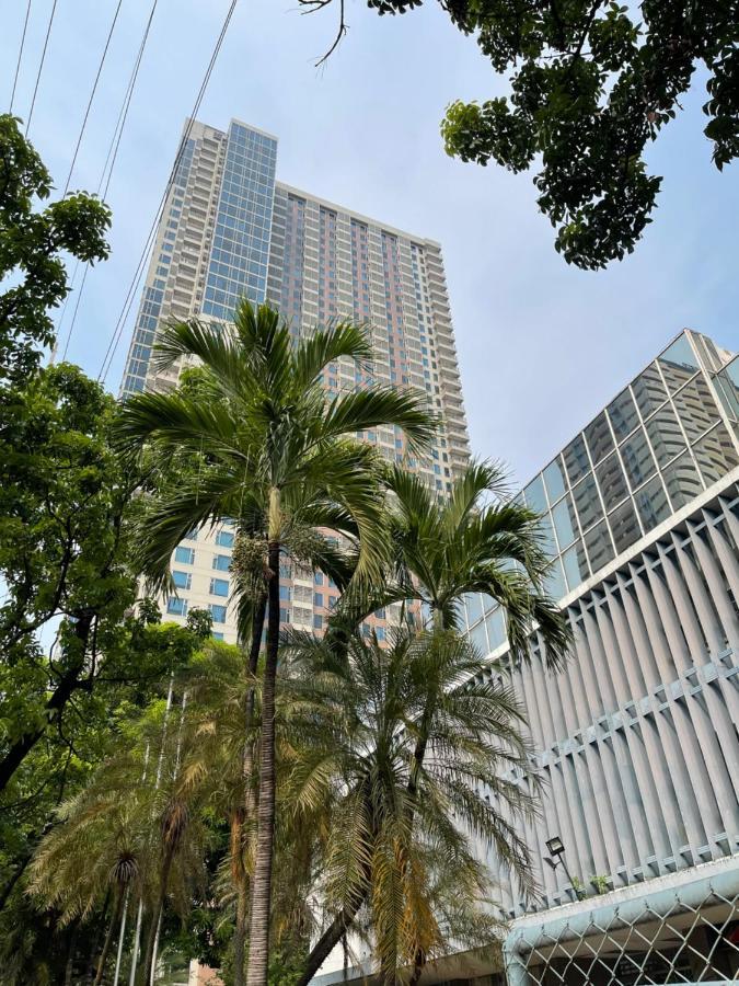 Spacious 1 Bedroom Near Us Embassy And St Lukes Medical Clinic