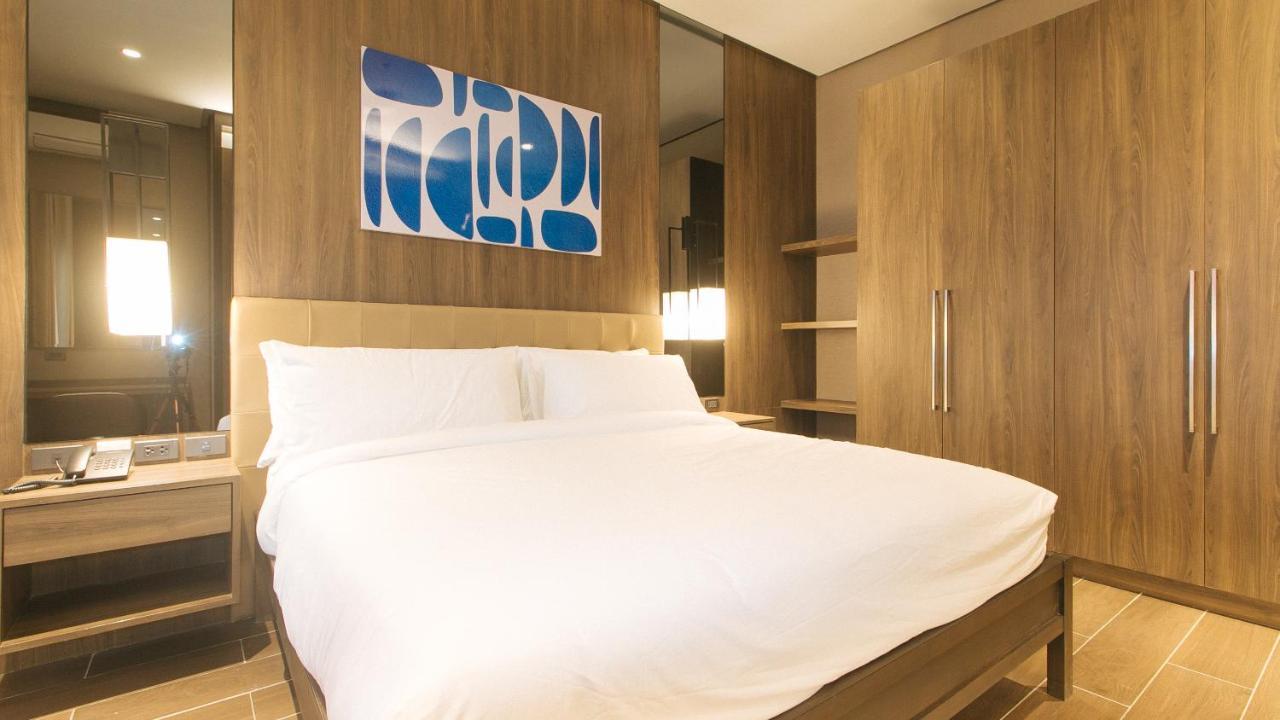 Amarah And Aiome Hotel