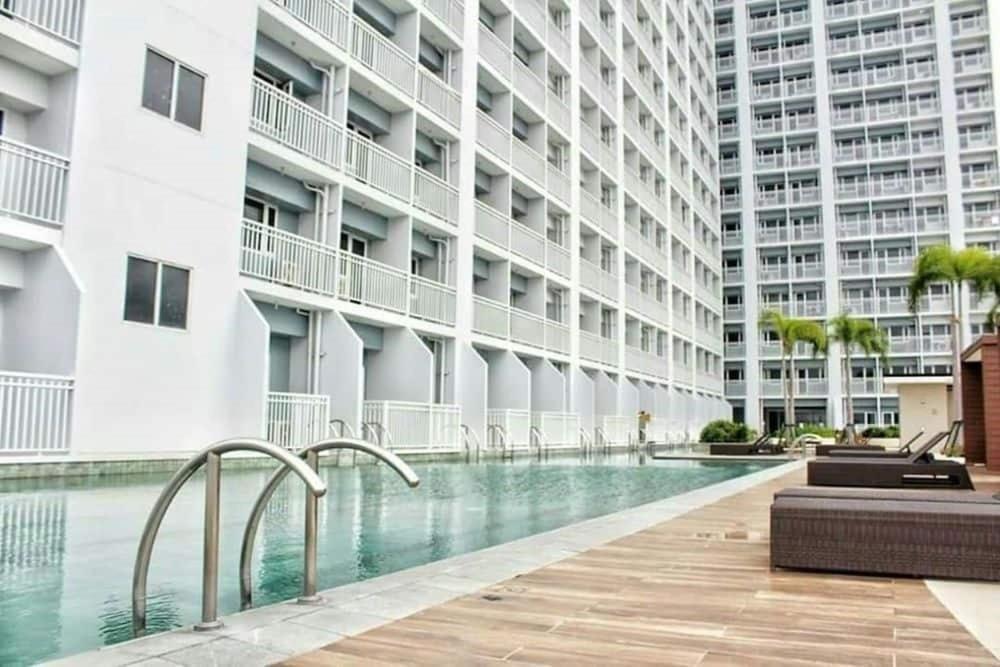 Apartment Breeze Residences With Ocean View By Bmars *