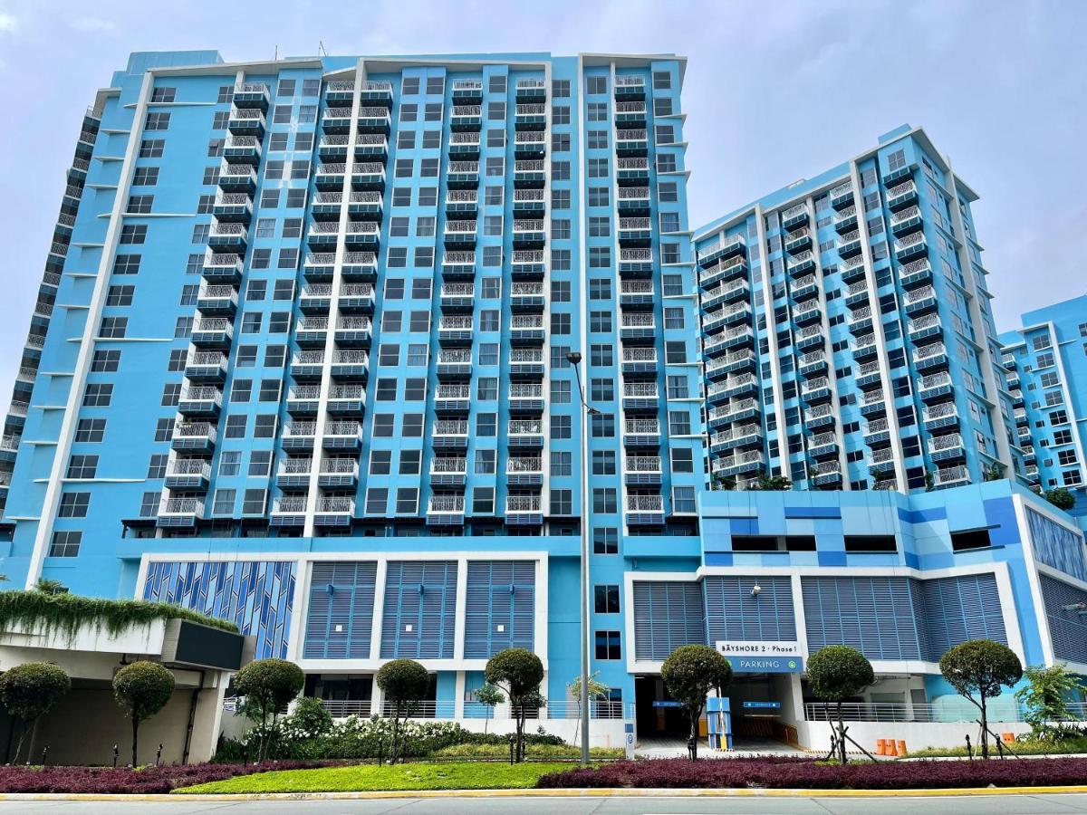 Residential By The Bay Apartment *