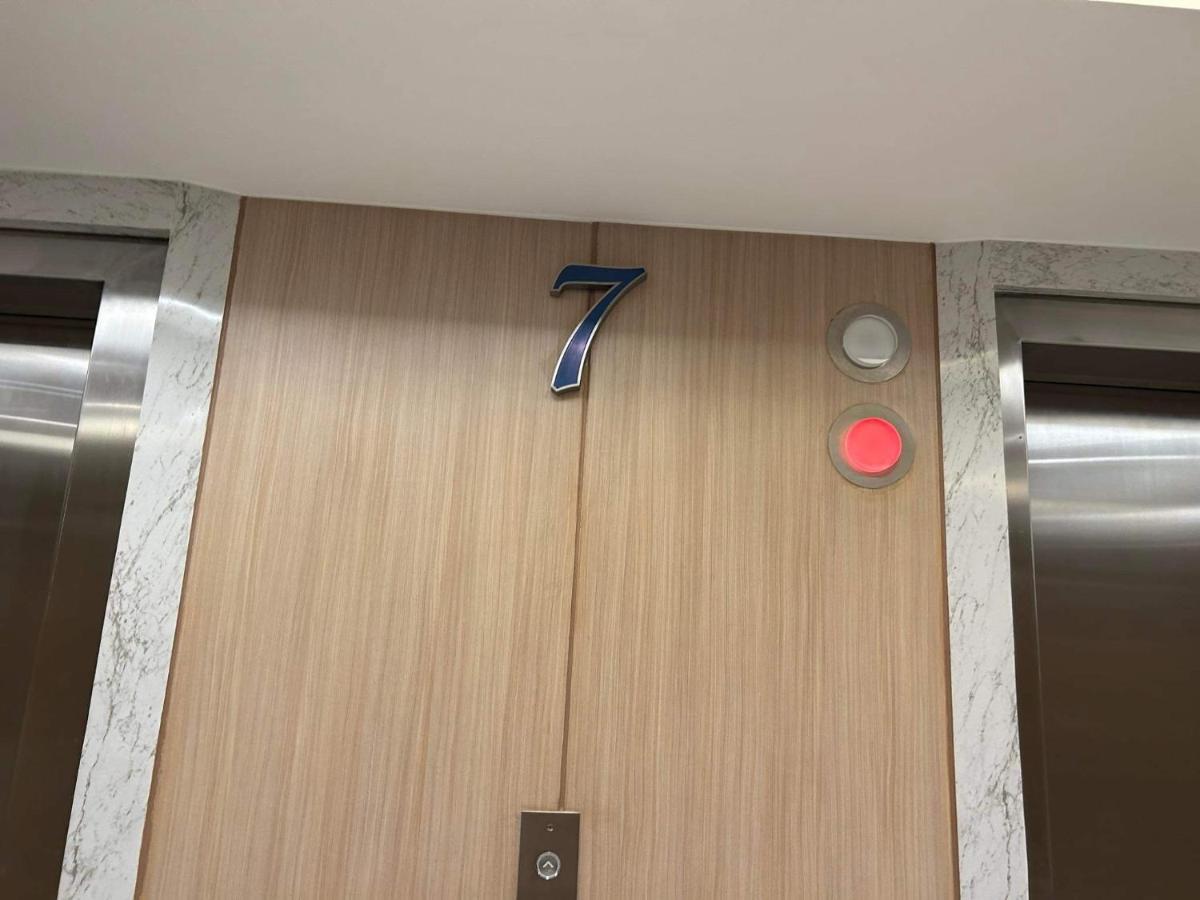 Aparthotel Away From - S Residences Tower 1