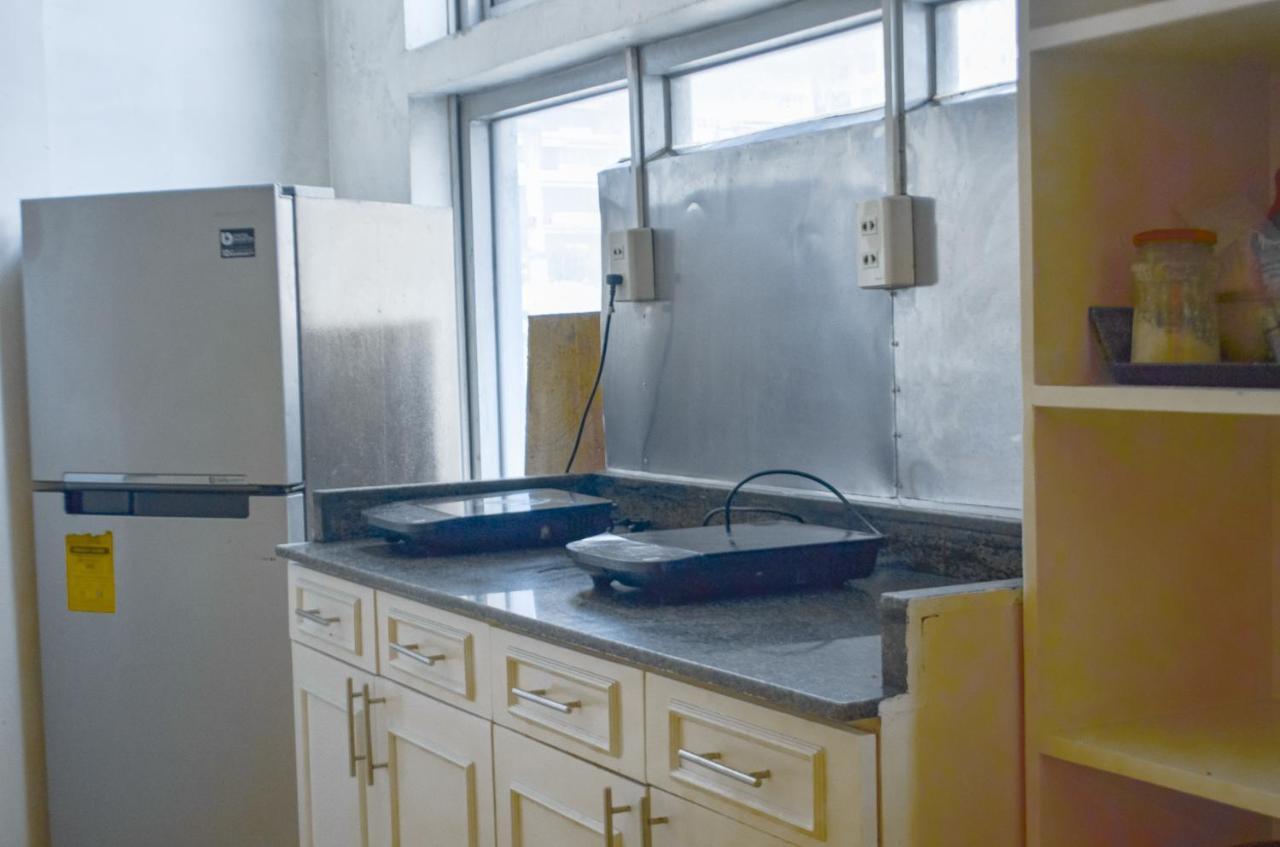 Apartment Jp Santiago Makati J202