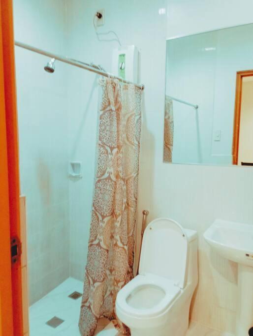 Apartment Jp Santiago Makati J202 Manila