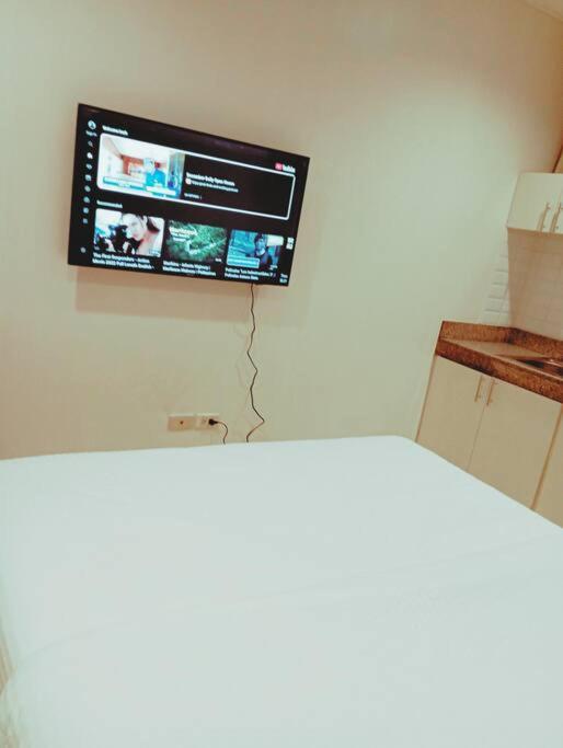 Apartment Jp Santiago Makati J202 *