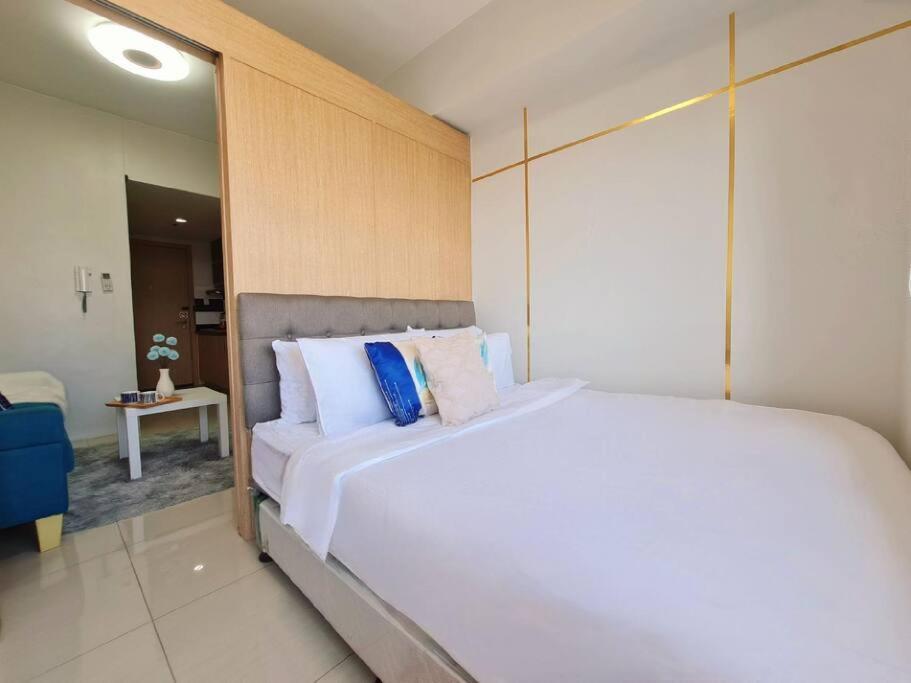 Apartment Grass Residences T4 383 *