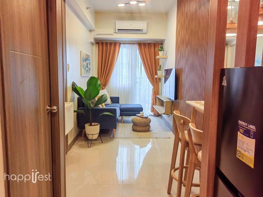 Happirest At Coast Residences, Pasay - 1 Bedroom With Balcony * Manila