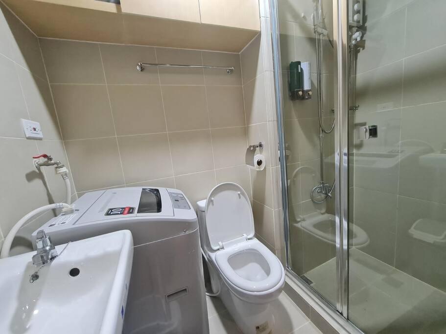 Chic 2 Bedroom Edsa With Balcony *