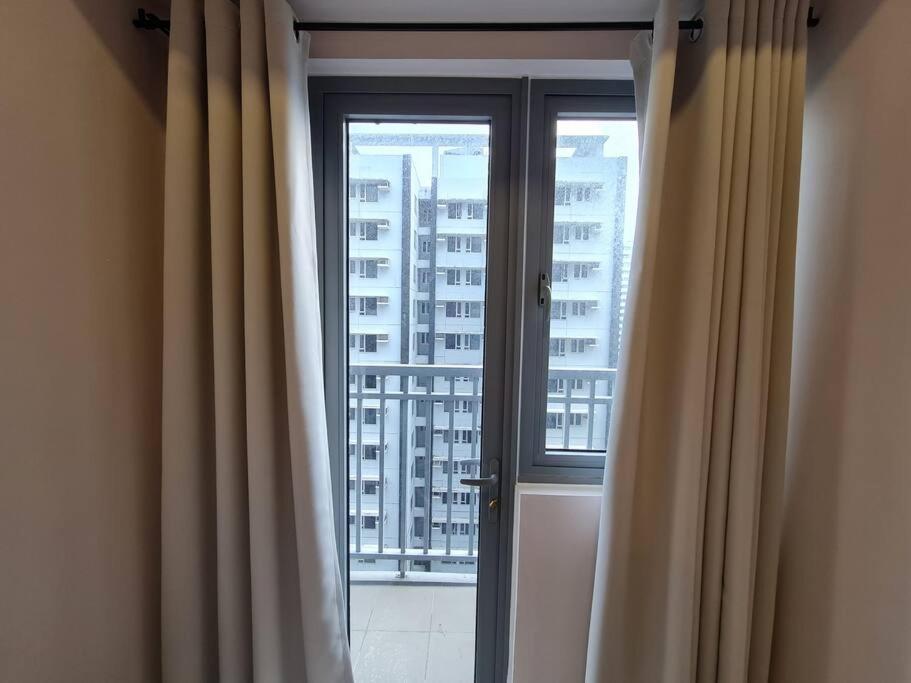 Chic 2 Bedroom Edsa With Balcony *