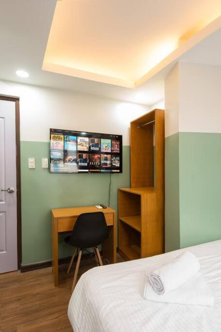 St. Marvin Makati M202 * Manila