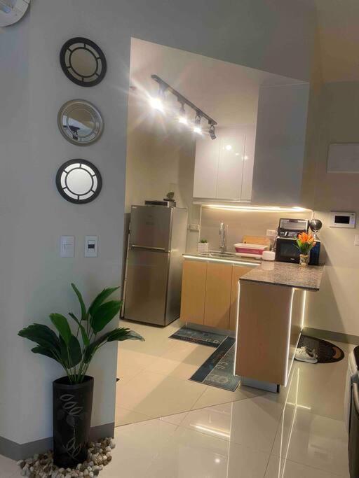 Stunning 2.5 Br@eastwood Global *