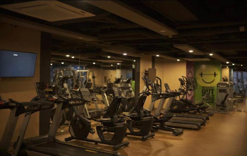 Apartment Classy 2br At Eastwood With Pool And Skyline View Manila