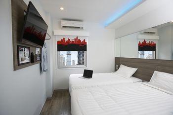 Hotel Red Planet Bay 3*