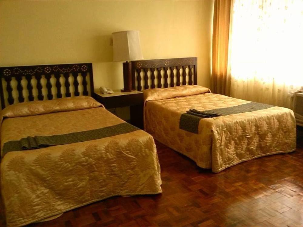 Manor Hotel Manila