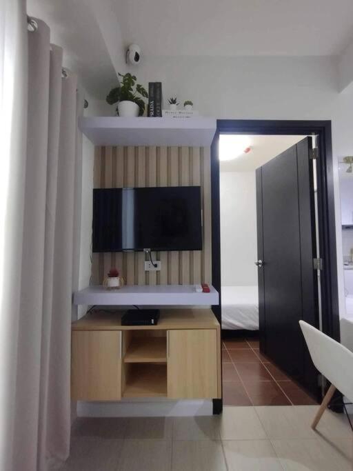 Apartment 1br Unit At The Rochester