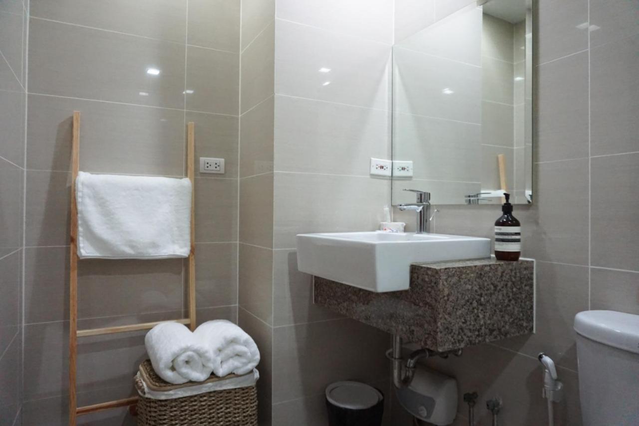 Cozy 1br In Bgc With Great View * Manila
