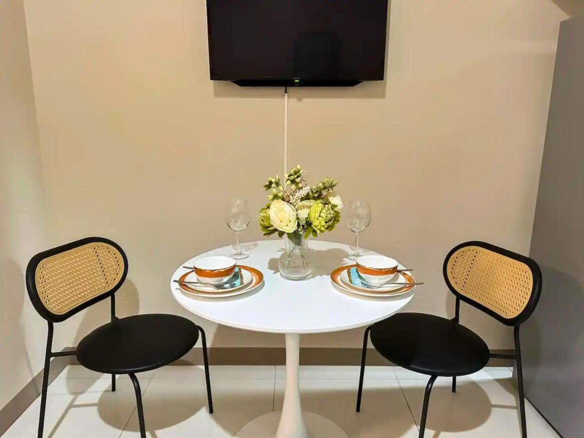 Cozy 1br In Bgc With Great View Apartamento Manila
