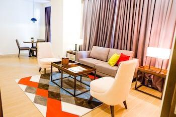 Lucky Chinatown Hotel