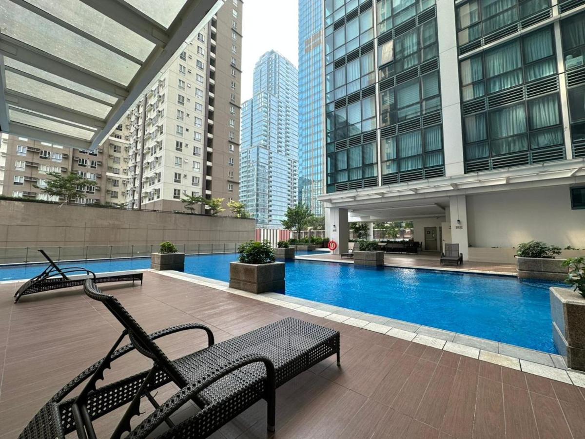Cozy 1br In Bgc With Great View * Manila