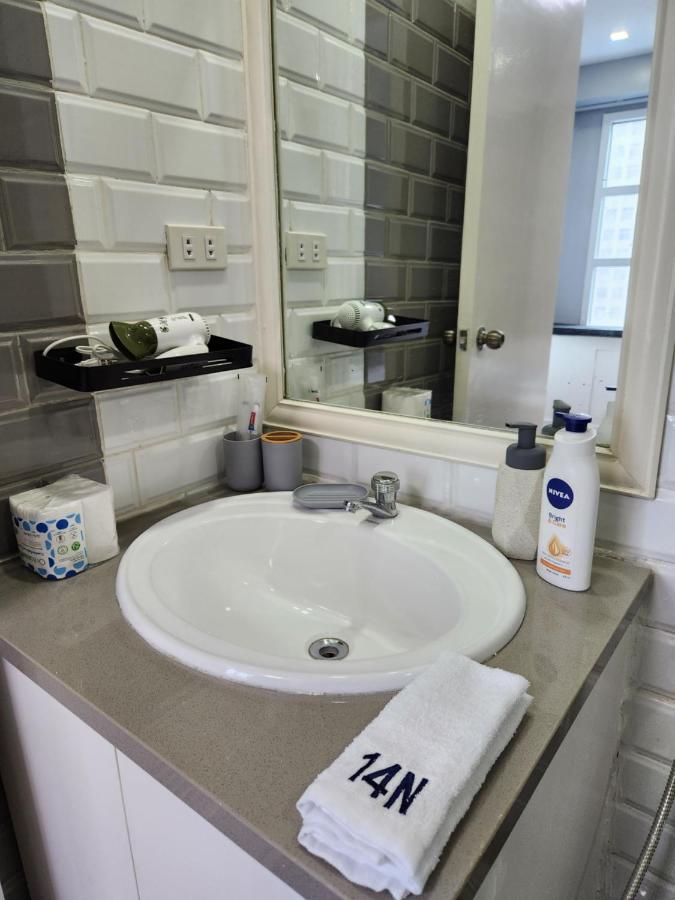 Cozy And Spacious Unit With Free Netflix Apartment *
