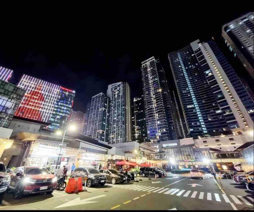 Apartment Great Value In Uptown Parksuites Bgc 1br,washer,netflix