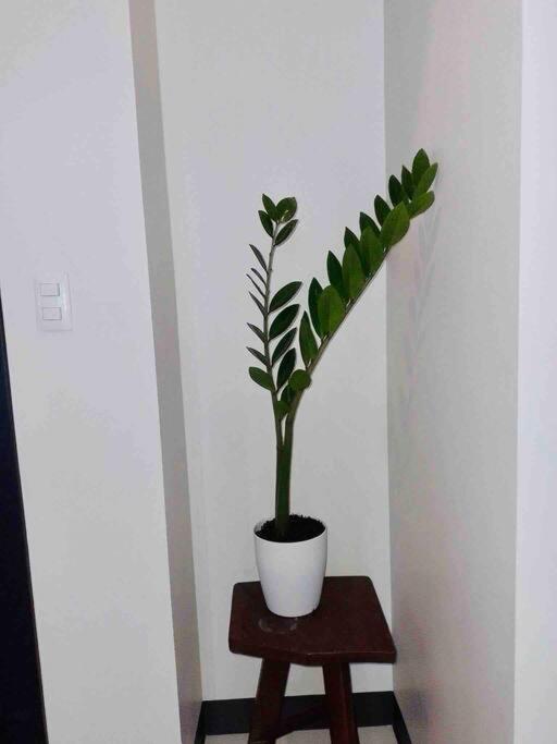 Great Value In Uptown Parksuites Bgc 1br,washer,netflix Apartment Manila