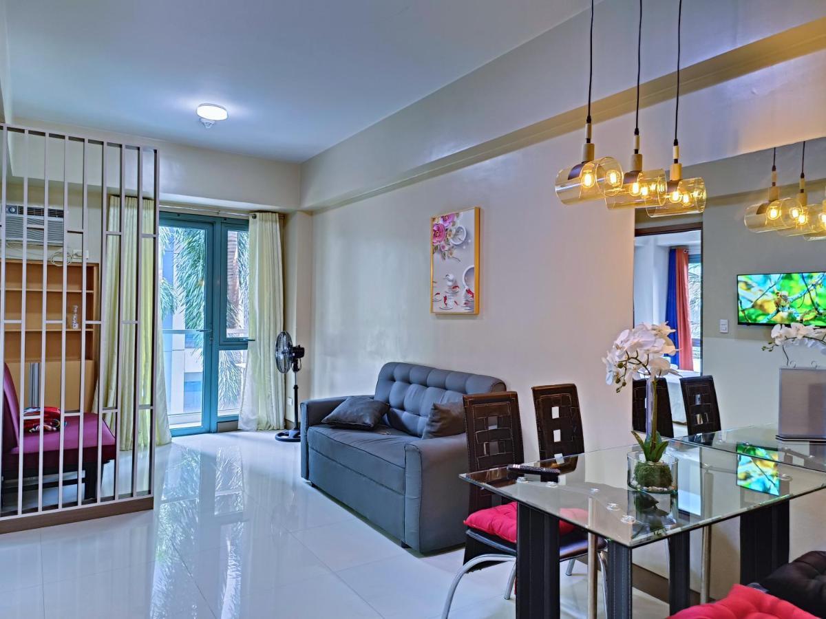 1br At Two Palmtree Across Airport Terminal 3 Manila