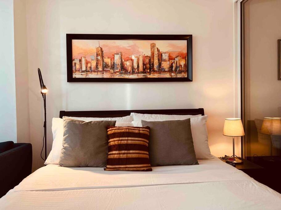 Apartment One Elegant 1bhk With View In Azure Urban And Residences Manila
