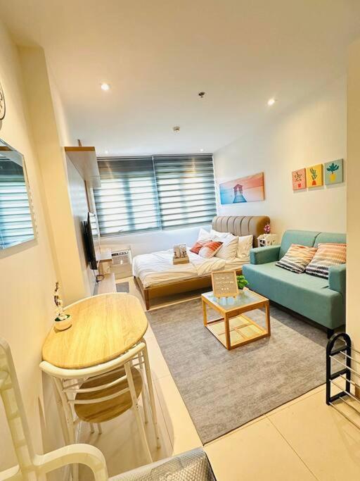 Apartment Cozy Penthouse I Wi-fi I Netflix L Pool Manila