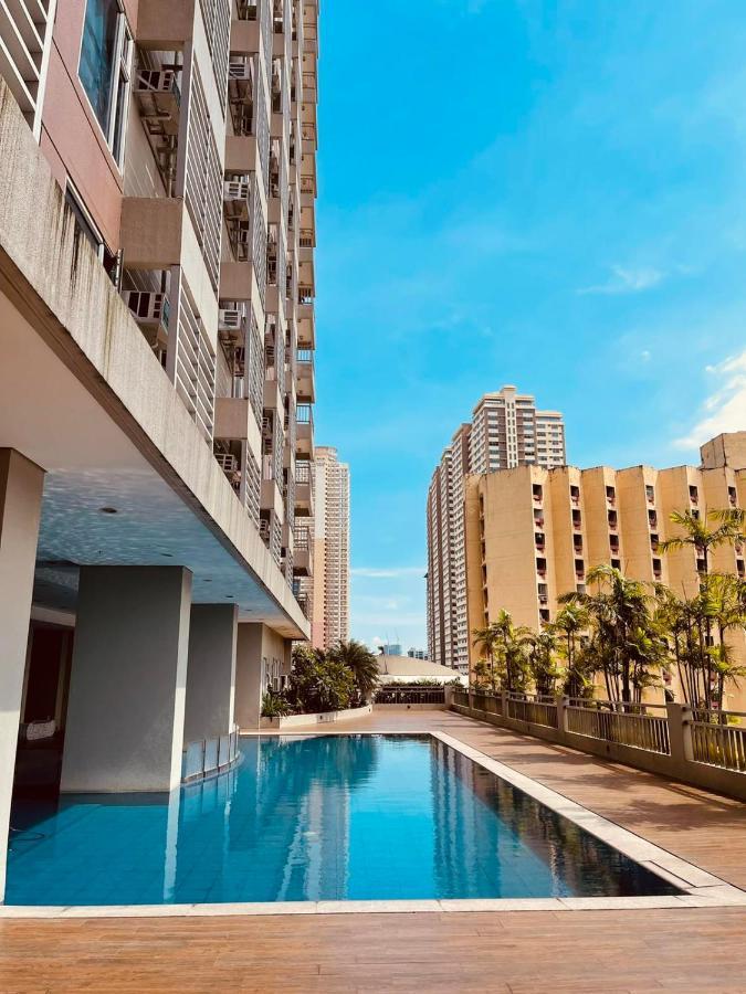 Modern Bayview In 8 Adriatico * Manila