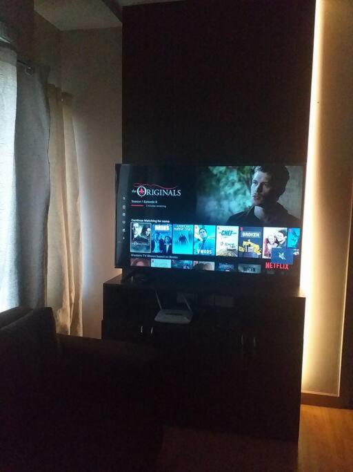 Apartment Two Bedrooms With Free Wifi, Netflix,youtube Manila