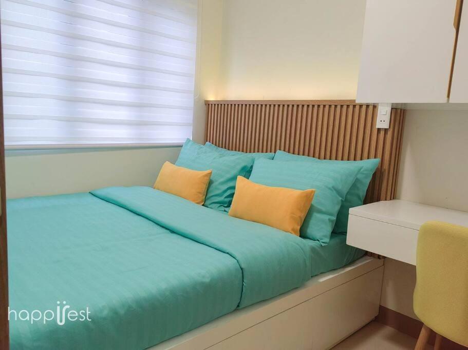 Apartment Happirest At S Residences W/balcony, Mall Of Manila