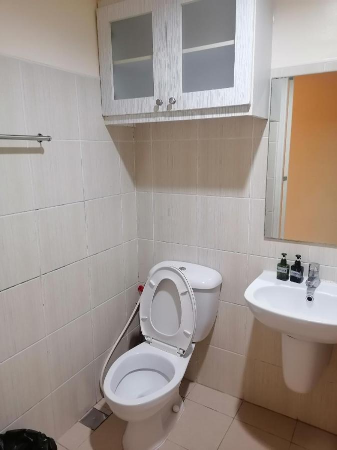 Aparthotel Snugglepod Condotel - Grand Riviera Suites, Us Embassy Manila, Roxas Blvd