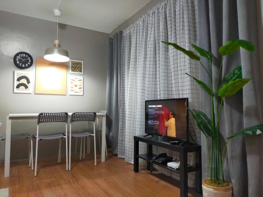 Stylish 2br W/ Free Pool Access And Parking Lg03 *