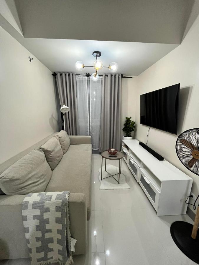 The By Eastwood Global Plaza Luxury *