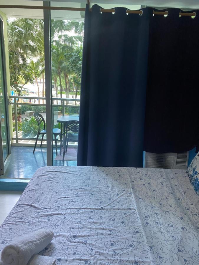 Apartment Azure Deluxe Beachview Manila