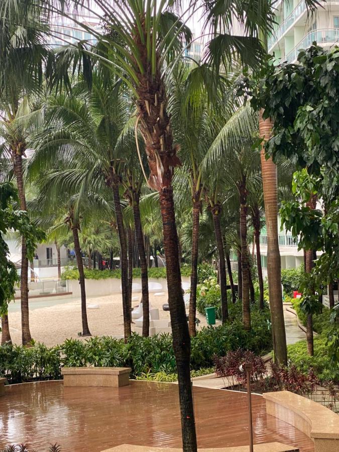 Azure Deluxe Beachview * Manila