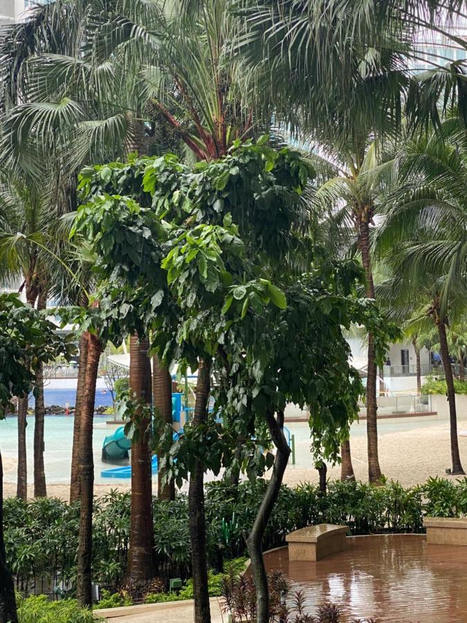 Azure Deluxe Beachview * Manila