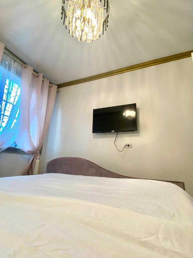 Apartment Rk Maisson Roiyale Palmdale Heights Pasig